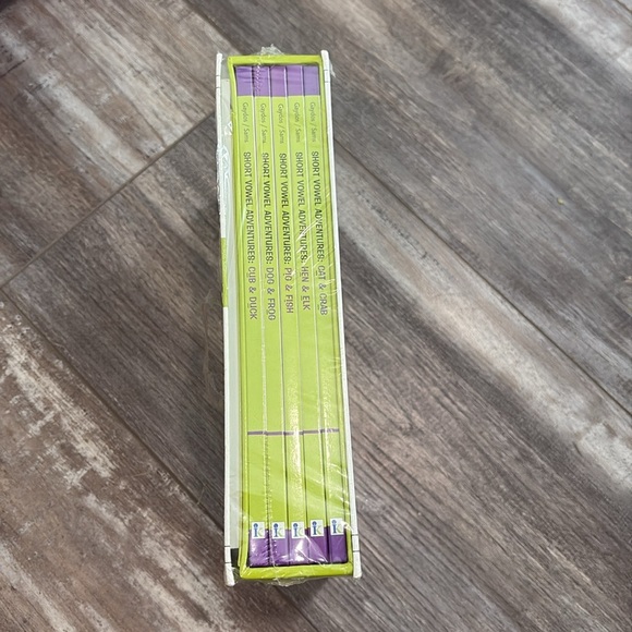 Animal Antics Books Set - Level 1 Beginning Readers NEW - Picture 4 of 5